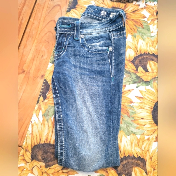 Miss Me Jeans - Picture 1 of 4